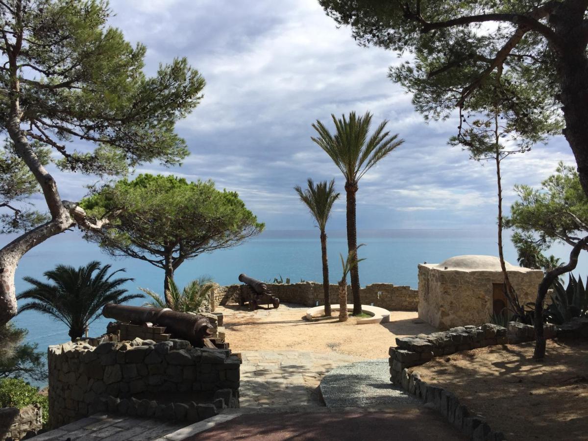 Apartmán Old Town Lemon Charm Bordighera Exteriér fotografie