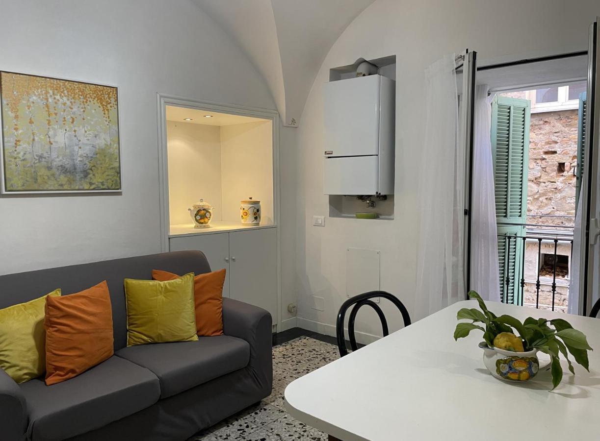 Apartmán Old Town Lemon Charm Bordighera Exteriér fotografie