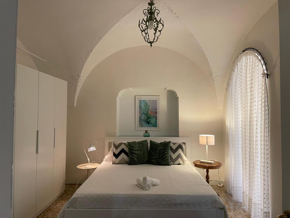 Apartmán Old Town Lemon Charm Bordighera Exteriér fotografie